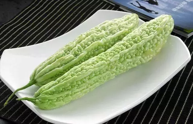 苦瓜的五大功效與作用!你知道嗎?快來看一看吧~