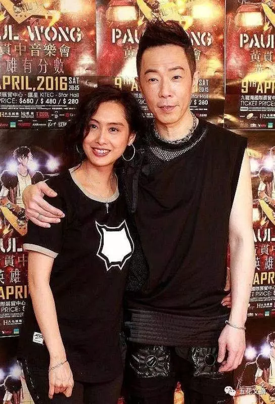  46歲朱茵身材發福一臉皺紋，被傳強裝恩愛已經離婚！曾慘遭公公家暴 !