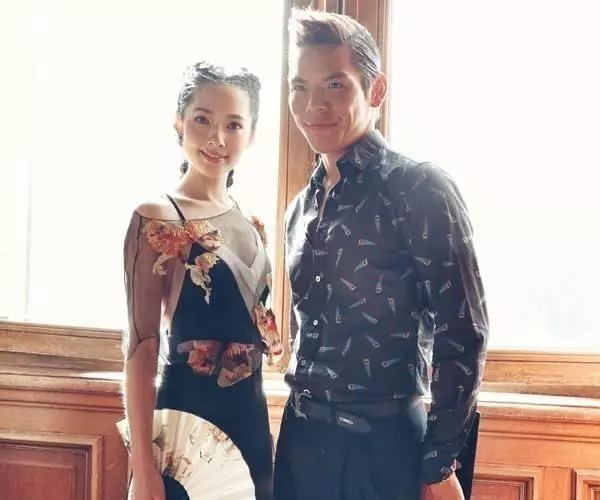 原來向佐3年前追求郭碧婷被拒絕了,如今卻求婚成功,原因有3點,很現實!