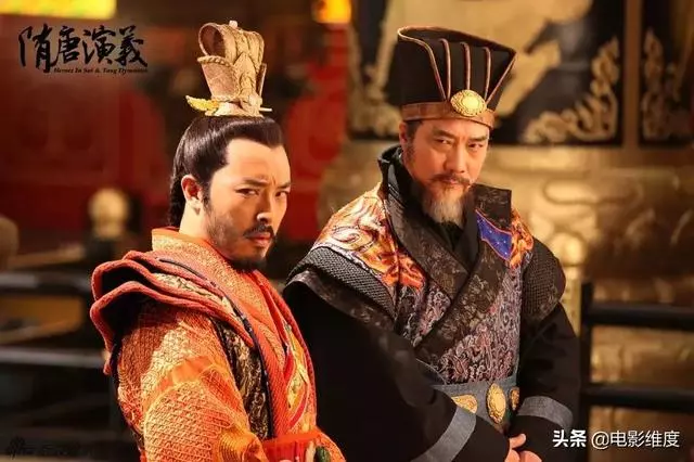 「反派專業戶」徐少強婚姻雖坎坷，69歲依舊風流，兒女有出息！