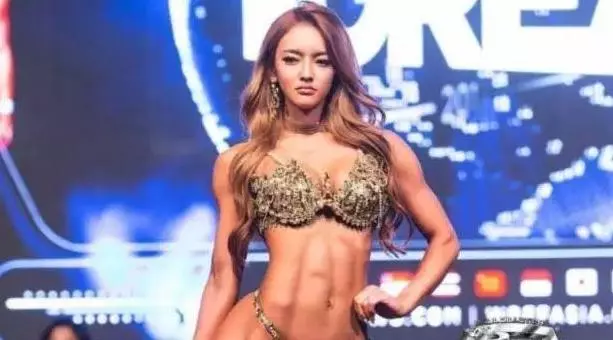 健身新審美!67.5公斤「巨臀正妹」:懂的人說美,不懂的人說胖?