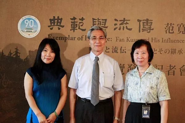 帥氣律師「謝震武」的嬌妻意外曝光!「美麗律師娘」賢慧能幹,身家竟「大有來頭」!