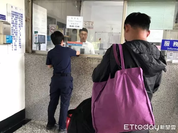 新竹男遺失錢包身無分文 台東遇暖心女警助購票返家