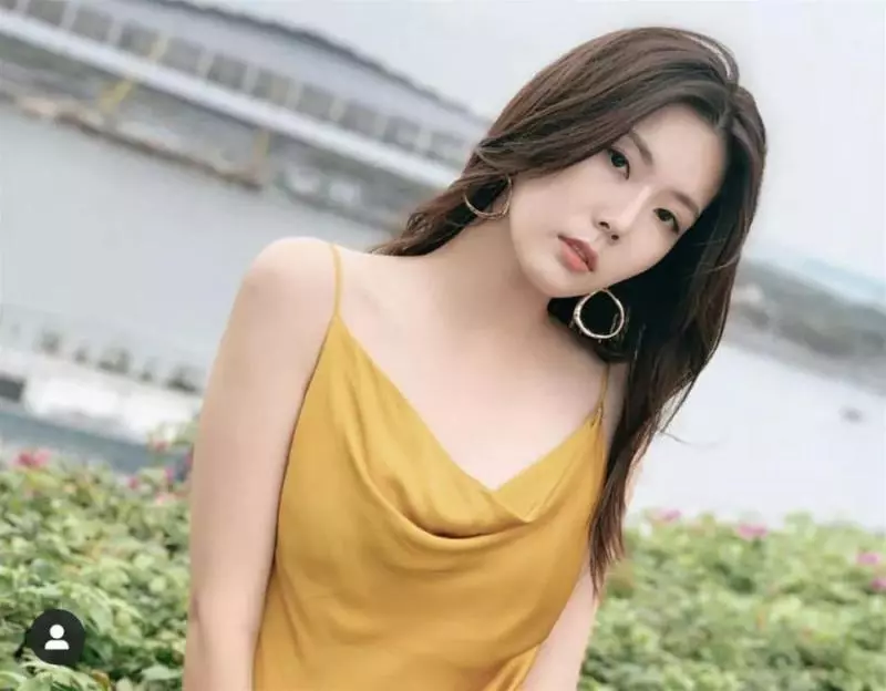 扒一扒震驚全島的新加坡當紅女星「簡訊門」,內容太刺激沒眼看~