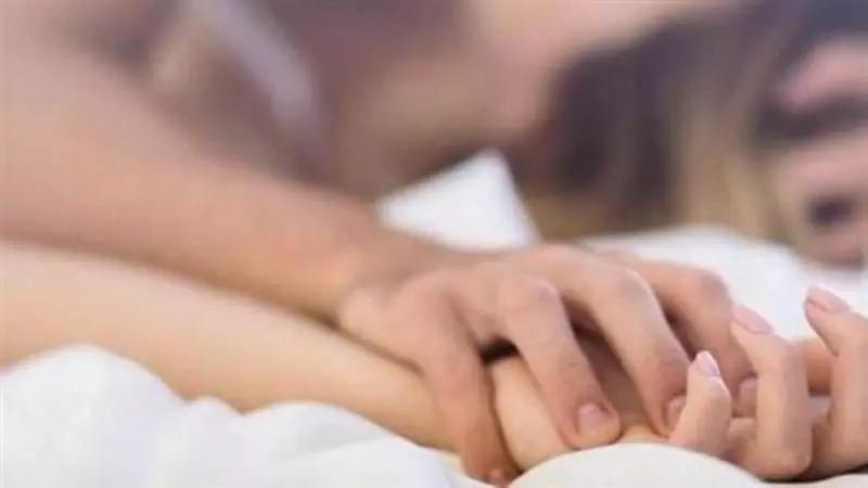 交易的過嗎⁉ 女老闆搭上小鮮肉談婚嫁, 男的要求一半收入; 女的要求一個禮拜大戰5天,每次都要超過15分鐘……