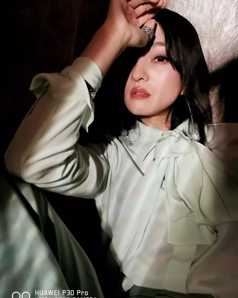 驚!張韶涵素顏模樣大曝光!37歲的她「真實樣子」網民大驚訝!