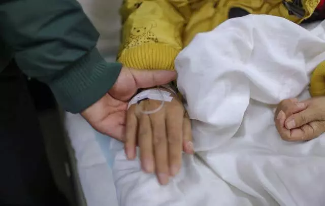 63歲阿姨確診胃癌 醫生:這類水果致癌性極強 我們從不吃_消化