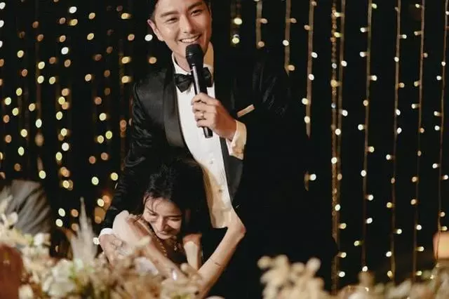【婚禮高清照!】巴厘島低調舉辦婚禮!蕭正楠甜蜜告白:「若你不嫌棄,下輩子再約定!」