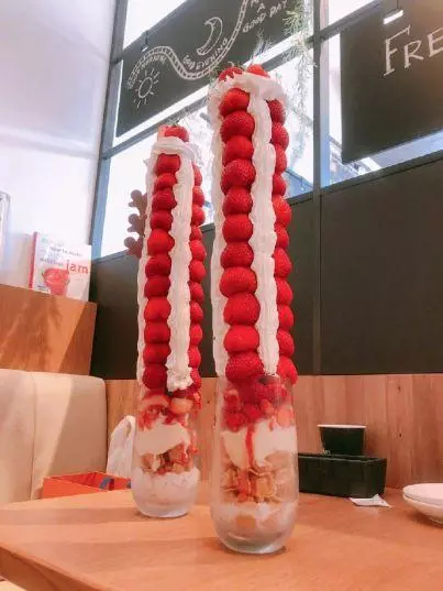 日本美食有多野?炒麵有18斤,叉燒能養活一家4口,香菜用盆裝!