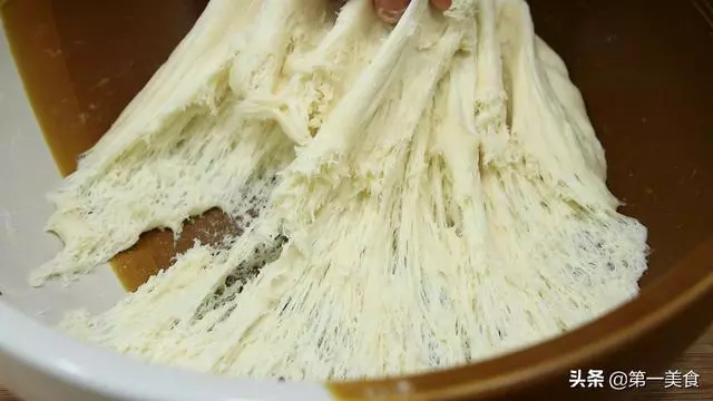 披薩別去買了,教你在家做,外酥里軟拉絲長,滿足各種挑食寶寶
