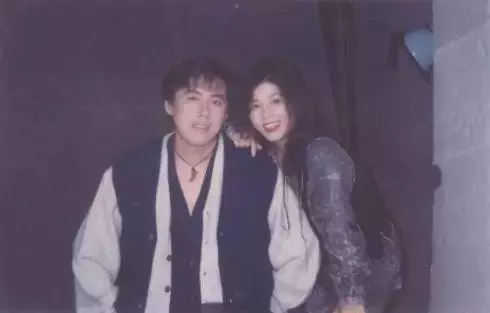 情歌王子背後的女人!「12歲相識、17歲戀愛」經歷風雨40年 張宇甜喊「要當7世夫妻」:沒有妳人生不完整