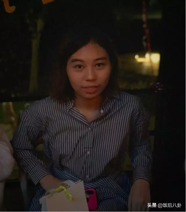 李心潔曬19歲繼女近照低調秀母愛,17年視如己出被贊天使繼母