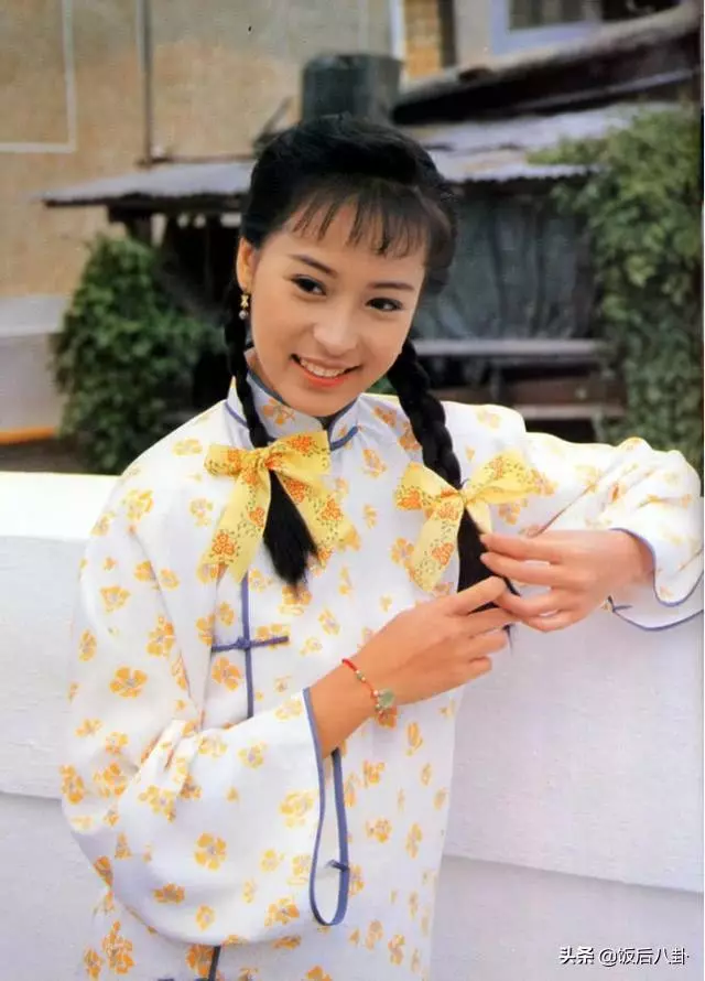 陳法蓉與閨蜜黎美嫻開心出遊,52歲古裝女神素顏出鏡星味全無!