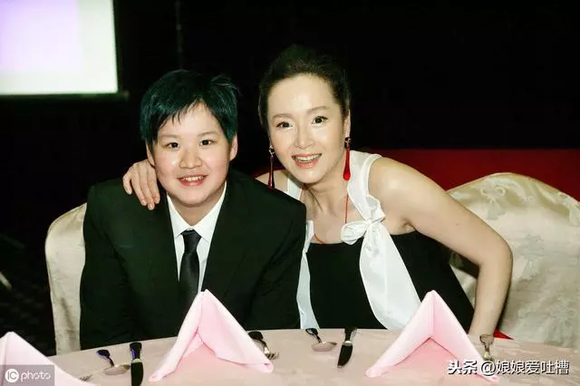 她曾被迫當小妾,帶女兒逃亡,媽媽果然是這個世上最偉大的存在!