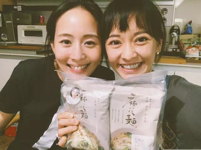 產後3月的陳意涵和產後6個月的張柏芝同框,兩人和李湘成鮮明對比!