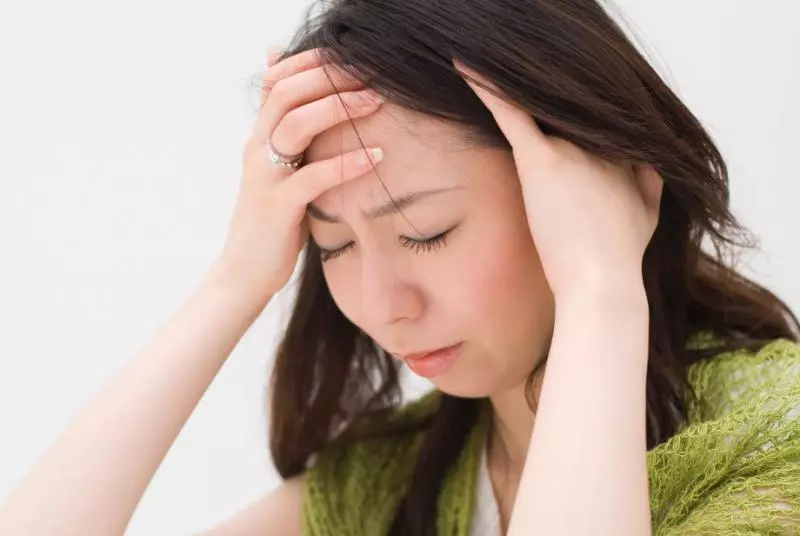 沒有同理心=不滿意人生 7個證明「你很不快樂」的身體反應