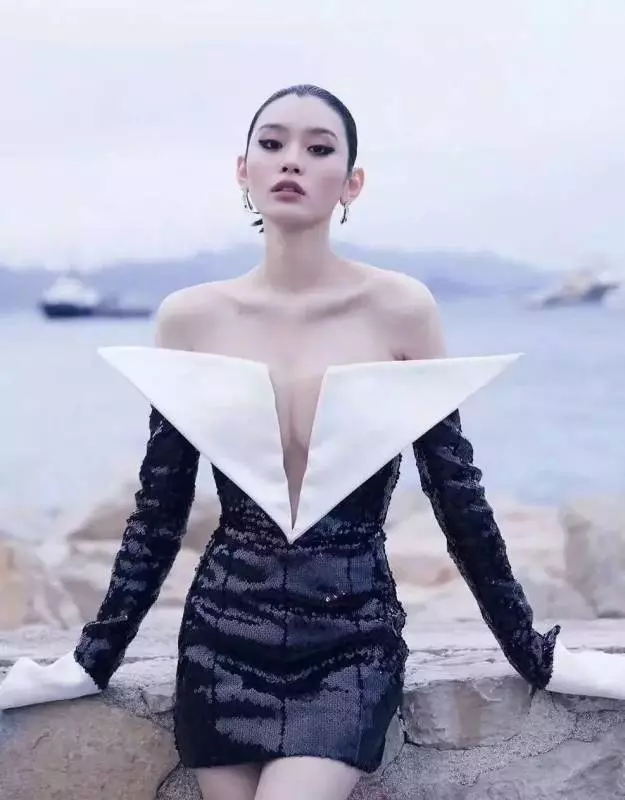 揭秘!長居新加坡體重飆升?看看被求婚後的她,超模身材一夜回歸