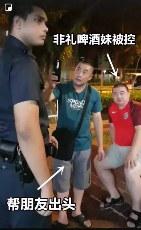 一段視頻瘋傳全島!成千上萬在新加坡的中國人:我們不怕美國,但是怕你們