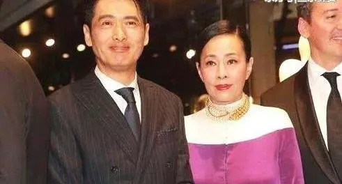 劉德華捐5000萬,周潤發捐60億,她捐了90億卻無人知曉