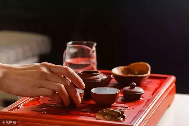 入夏後,出現4種表現,小心濕氣加重!祛濕,謹記三堅持、三不宜