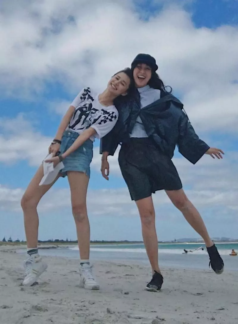 【連TVB花旦都沒被邀請!】黃翠如伴娘竟是曾參加過國際華裔小姐的「大馬視後」!