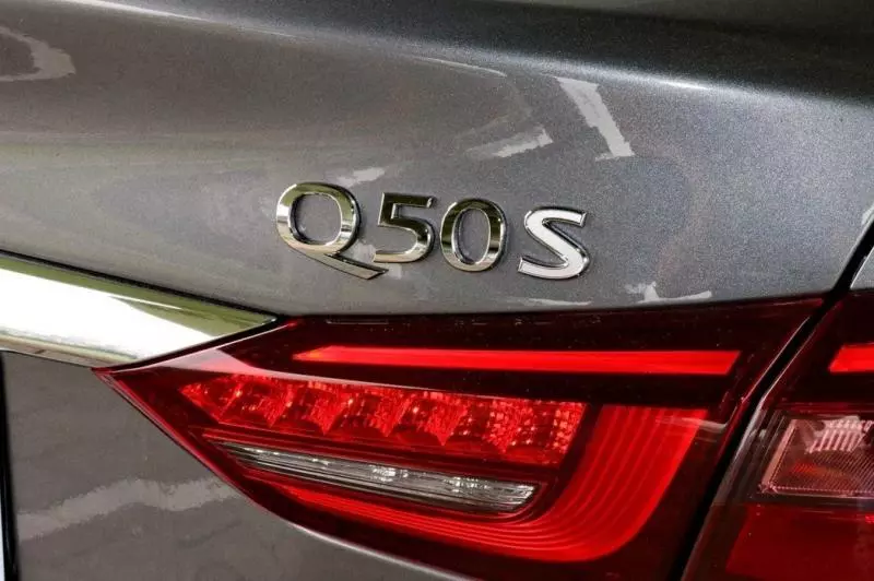 銀色S跑格魂上身 INFINITI Q50 Silver Sport試駕
