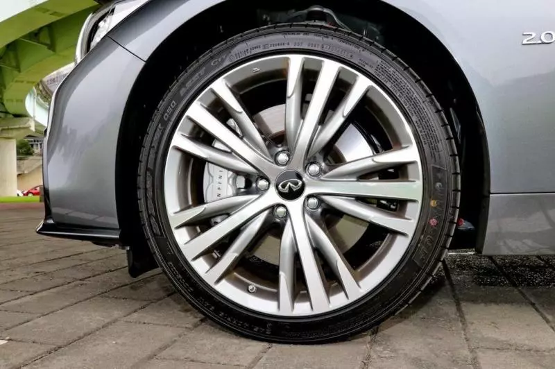 銀色S跑格魂上身 INFINITI Q50 Silver Sport試駕