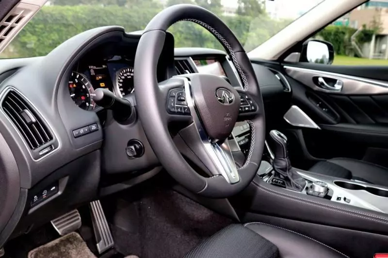 銀色S跑格魂上身 INFINITI Q50 Silver Sport試駕