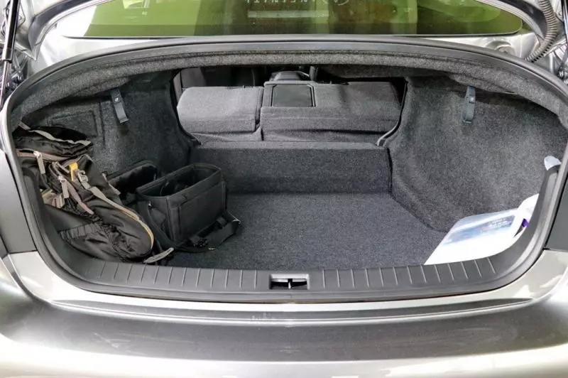 銀色S跑格魂上身 INFINITI Q50 Silver Sport試駕