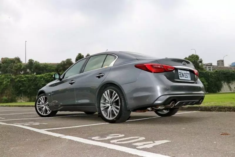 銀色S跑格魂上身 INFINITI Q50 Silver Sport試駕