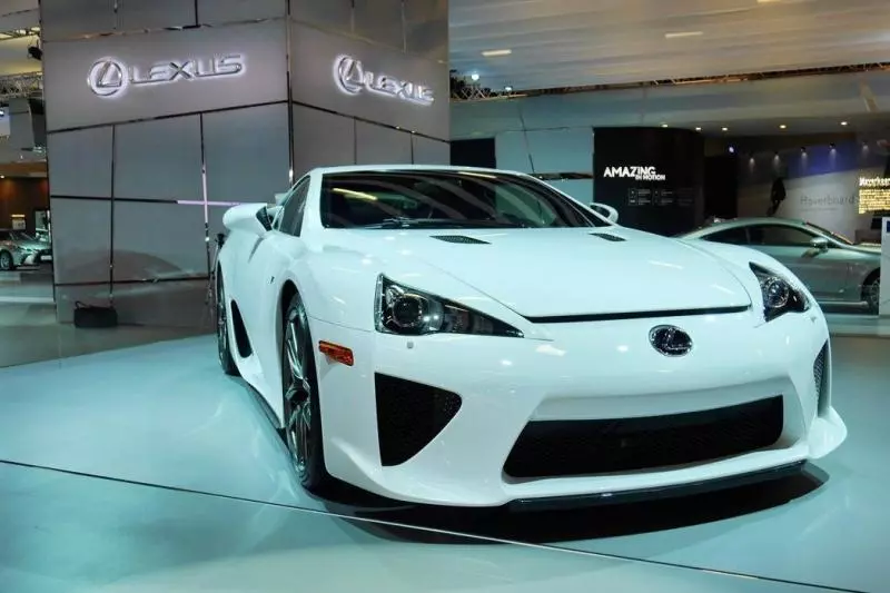 【Lexus@台北車展】Amazing in Motion Lexus打造時尚科技豪華車