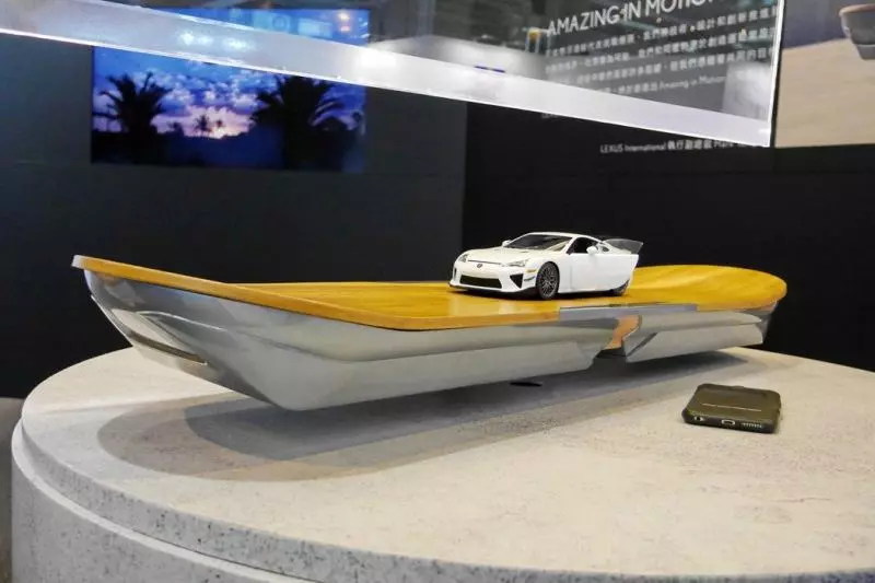 【Lexus@台北車展】Amazing in Motion Lexus打造時尚科技豪華車