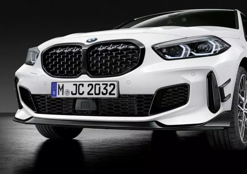 沒有後驅沒關係 專屬M Performance套件讓新世代BMW 1 Series變身小霸王!
