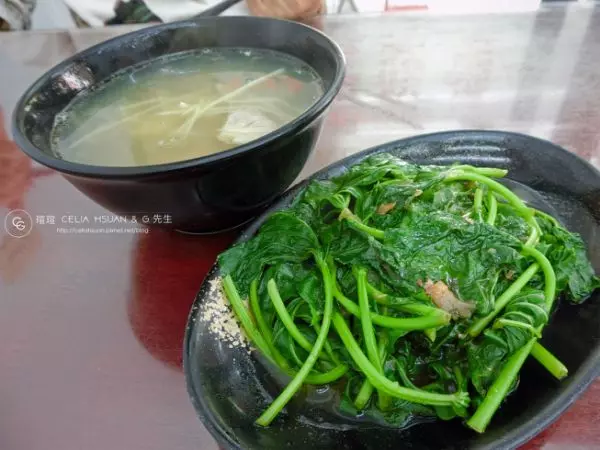 【台中】阿添蛤仔麵-來自彰化30年的好滋味!白白胖胖的海味,蚵仔超大顆超新鮮,吃碗麵也澎湃