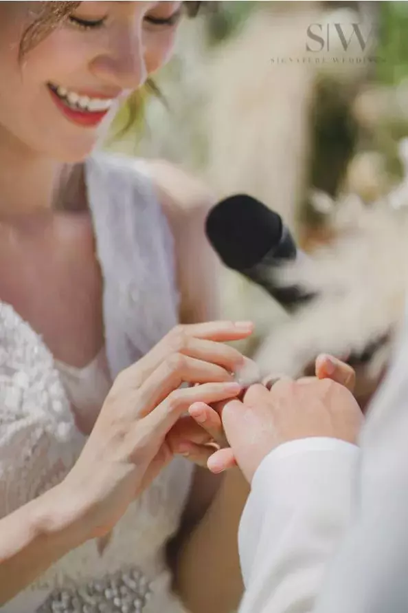 【sweet到出框!】黃翠如蕭正楠更多「婚禮花絮照」流出!新娘粉裸色禮服美到不要不要~