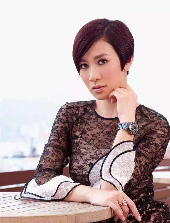 TVB十大最美「視後」,胡定欣居末,蔡少芬第三,第一實至名歸