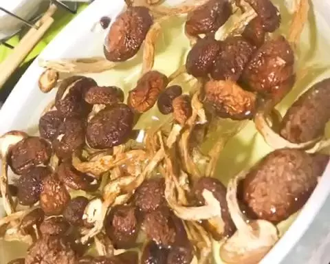 茶樹菇的19道做法,嘗一口回味無窮,不愧為煲湯的好食材!