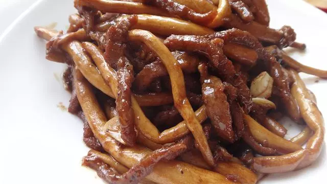 茶樹菇的19道做法,嘗一口回味無窮,不愧為煲湯的好食材!