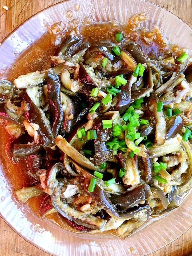 魚香茄子、肉末茄子、涼拌茄子…大擺茄子宴?還有沒有漏掉的!