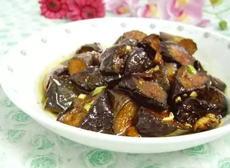 魚香茄子、肉末茄子、涼拌茄子…大擺茄子宴?還有沒有漏掉的!