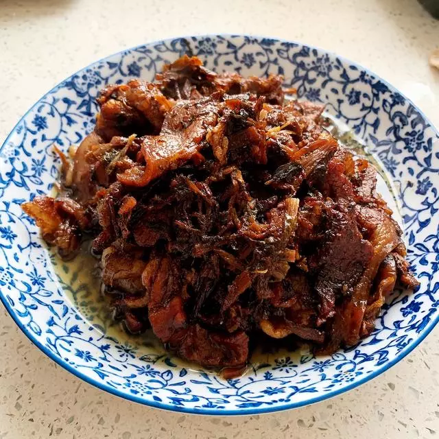 梅乾菜燒肉、鐵鍋烤魚、龍蝦蒜蓉粉絲…有這22道菜,比什麼都開胃