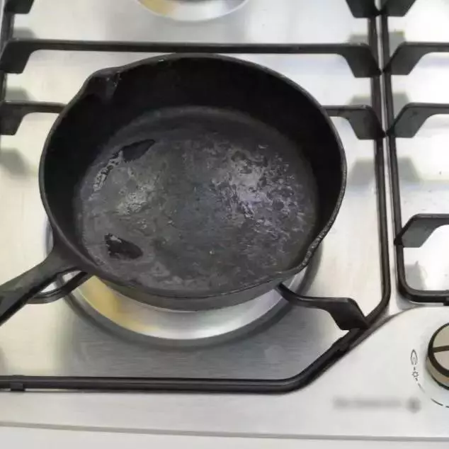 購物袋大改造!稍微剪一剪,立馬變成家居好物,放在廁所很有用!