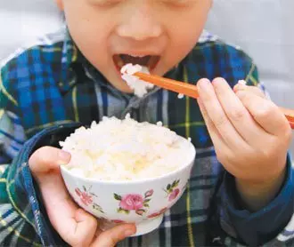焯過菠菜的水記得要留下,一滴也別浪費了,用途非常大!