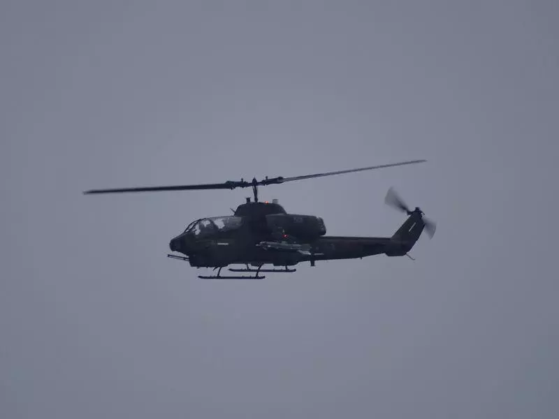 漢光處女秀 F-16V戰機成功起降戰備道