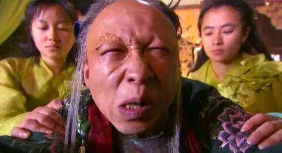 53歲「裘千尺」女兒美若天仙?被證是謠言,女兒和他一模一樣!