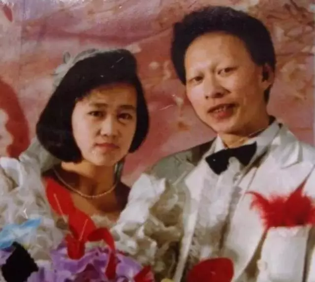 53歲「裘千尺」女兒美若天仙?被證是謠言,女兒和他一模一樣!