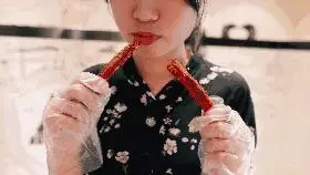 很多人愛吃的它又出事了!10歲男孩肝衰竭,18歲女孩反覆發燒!當心