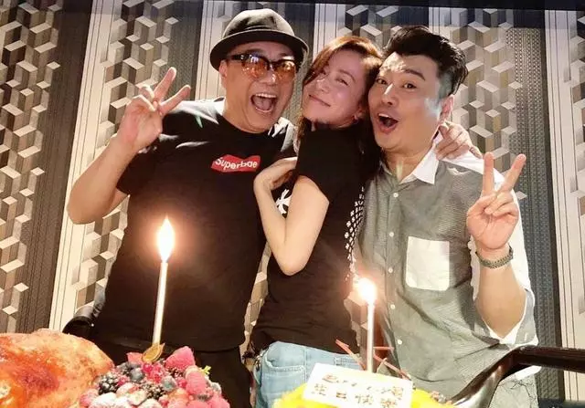 女神佘詩曼44歲生日!「他」連續8年都送上祝福沒停過!網友:他以前拍的戲超好看的!