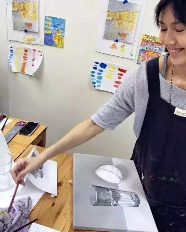 台灣大街小巷迅速走紅,紅遍全亞洲,卻為家庭3次放棄事業