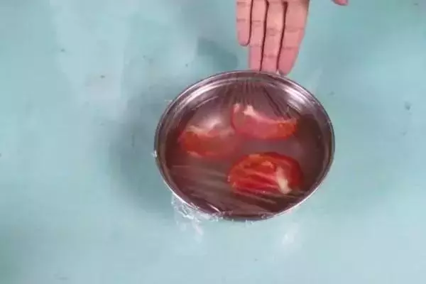 洗碗槽用久了堵塞?不用花錢請人通,用這一招,30秒就搞定!